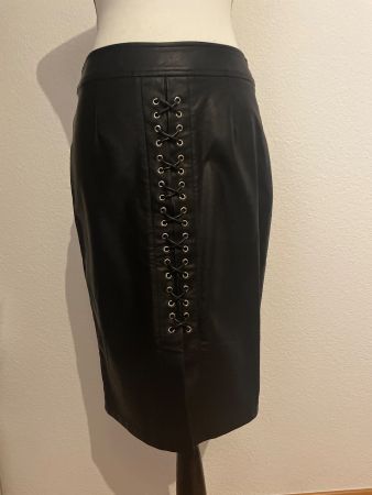 Kunstlederrock Gr.M aus einer Boutique in Paris