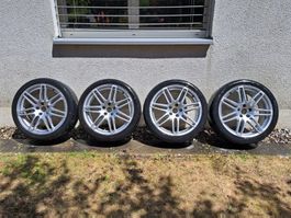 Audi A4 Alufelgen 8.5J x 19 ET48 CB 57.1mm mit Sommerreifen