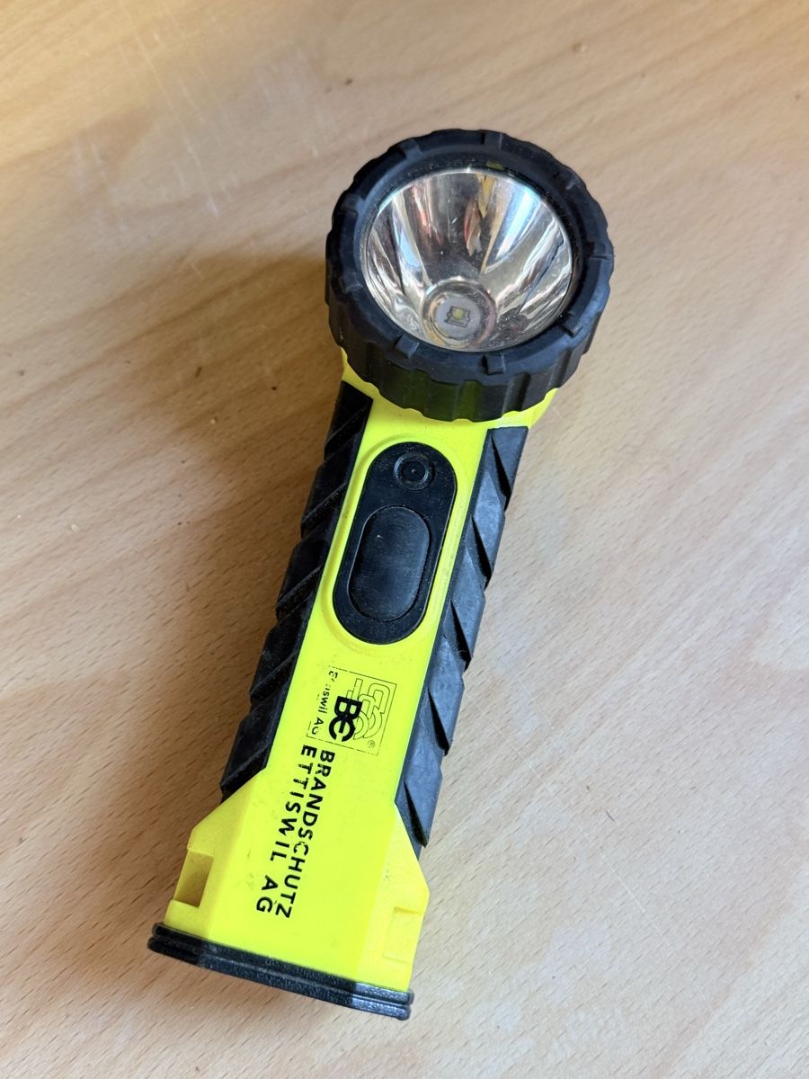 Lampen: Lampe, Feuerwehr – Gebraucht aus Affoltern BE von _Kaeser_