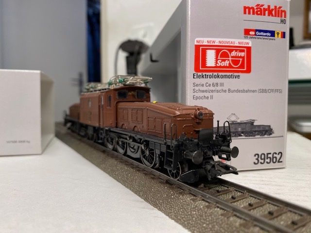 Märklin 39568 E-lok Series CE 6/8 III Crocodile SBB MFX With Sound in H0 for sale online