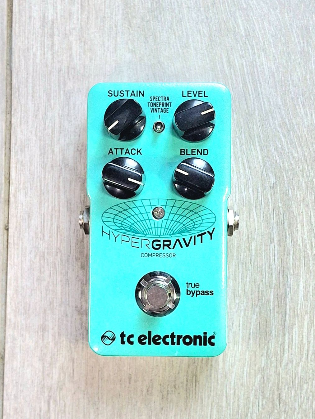 Instruments de musique: TC Electronic HyperGravity Compressor (très bon état) – D'occasion à Villars-sur-Glâne par SwissTrendyStore