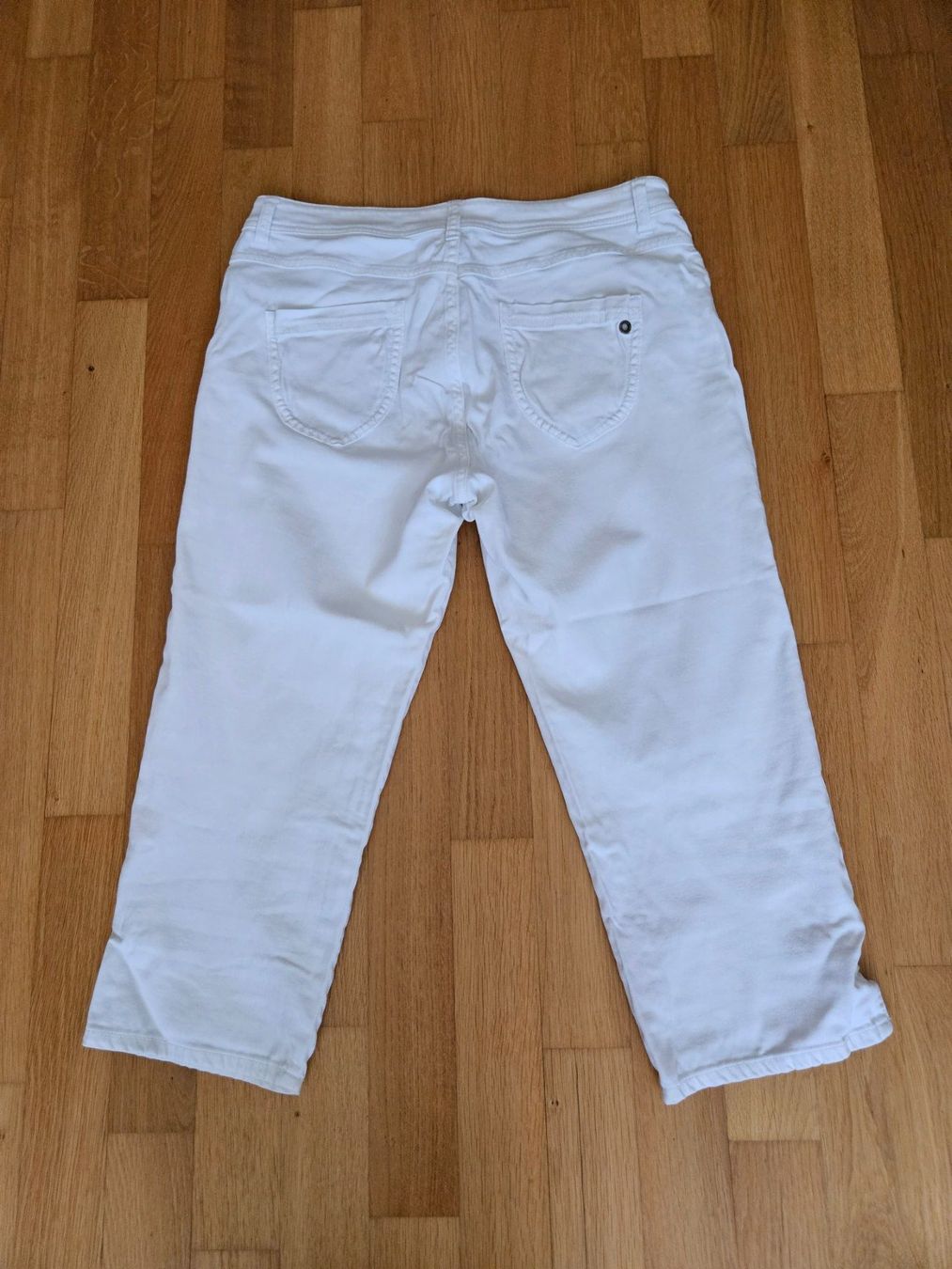 S.Oliver Pantaloni: Caprihose von s.Oliver Gr. 38 – Usato da Möriken AG venduto da pam66 1