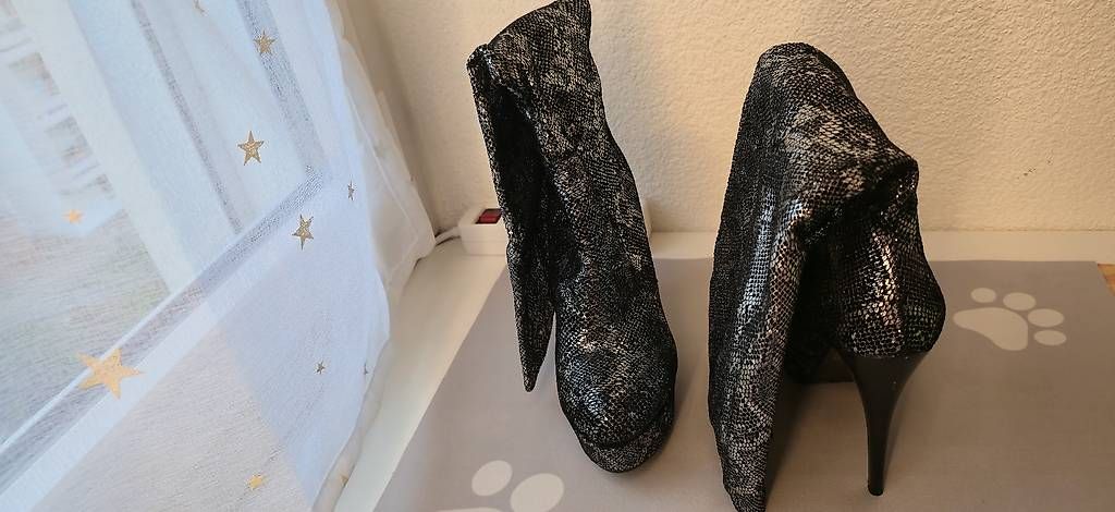 Scarpe da donna: High Heels Stiefel Schlangen Optik – Usato da Luzern venduto da sabidu1 3