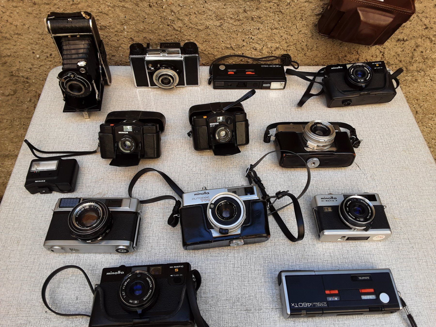 Minolta Fotocamera: Ein grosses Lot Kameras – Usato da Basel venduto da feld63