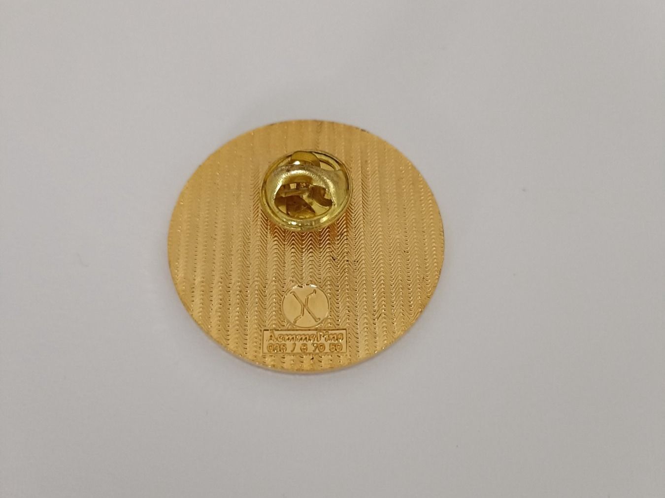 Placchette & Badge: Pin Bäregg grosser Pin Box 27 – Usato da Köniz venduto da Pinscollect 1