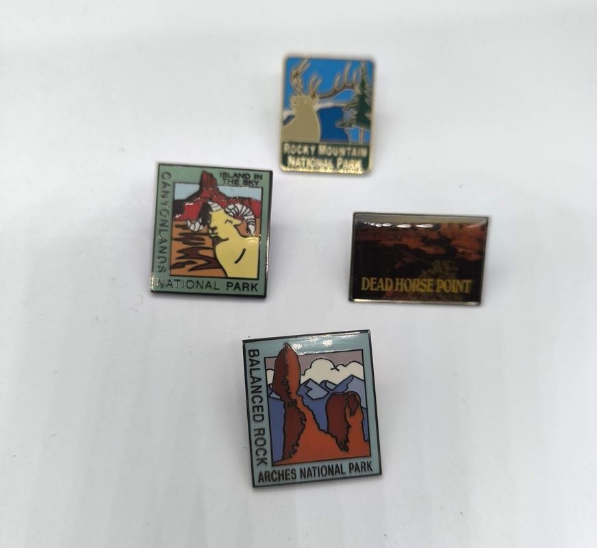 Plaketten & Abzeichen: Pin Lot 8 Stück – Gebraucht aus Rüti ZH von Restwert_Rueti_ZH 4