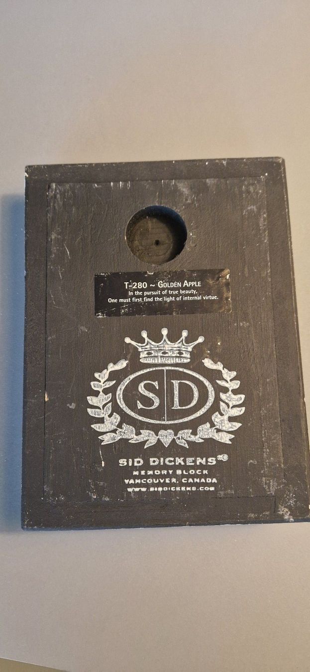 Foto & Immagini: Sid Dickens T-280 Golden Apple – Usato da Richterswil venduto da Katinka82 2