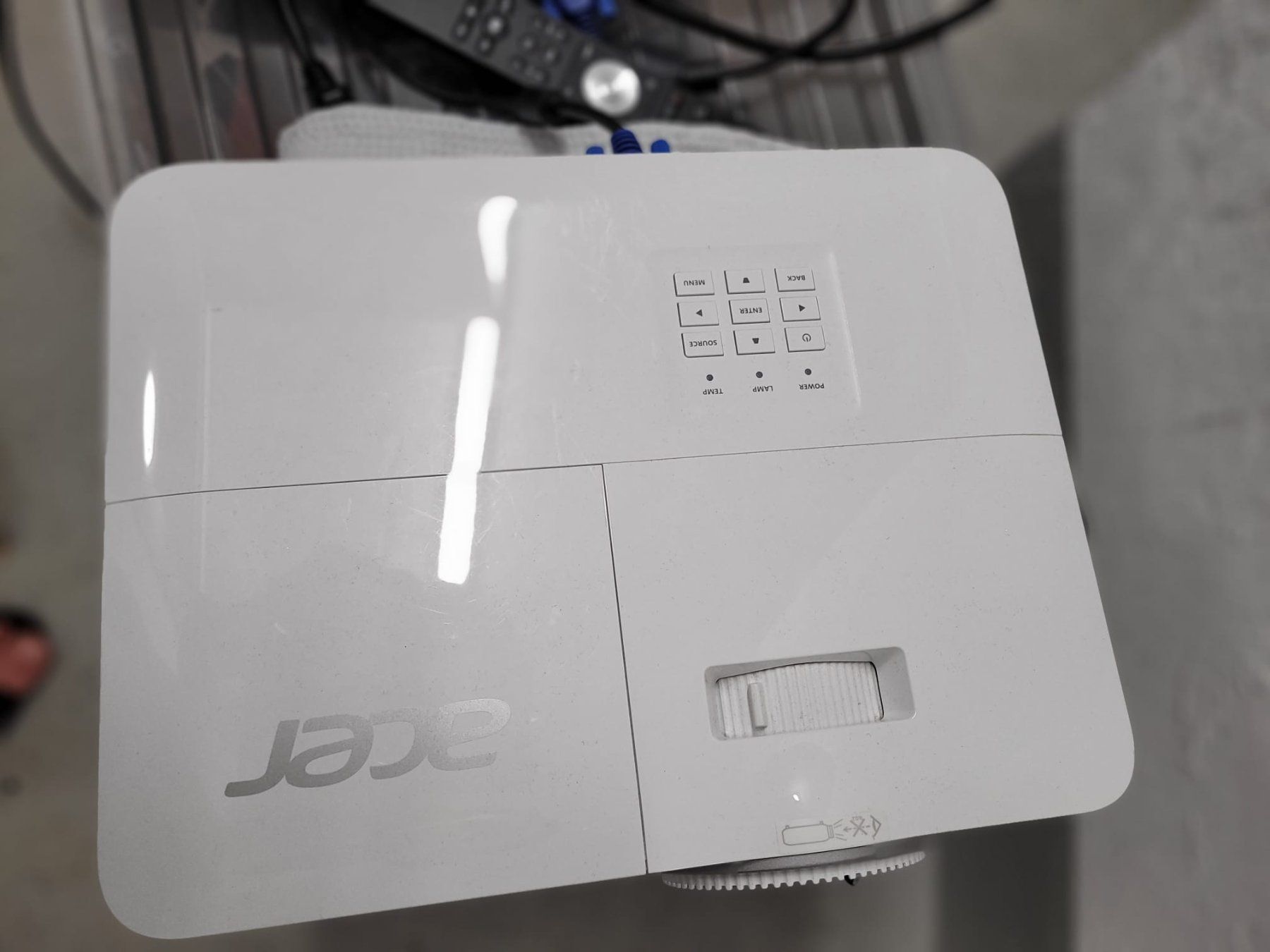Acer Vidéoprojecteurs: Projector Acer – Neuf (Voir description) à Bern par Stelllllla