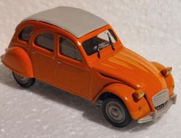 Citroën 2CV 6 - ORANGE  - Phare rectangulaire - Norev - 1/43