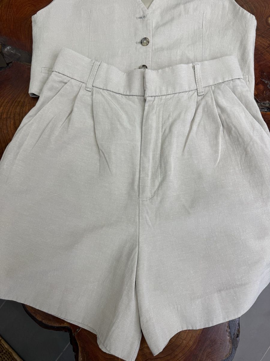 Zara Lotti di vestiti: Zara Weste + Shorts Set Gr. S Beige Sommer – Nuovo (secondo la descrizione) da Oftringen venduto da Makeq 2