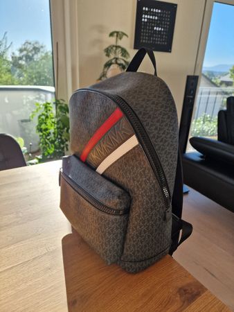 Michael Kors Rucksack schwarz mit Logo neuwertig