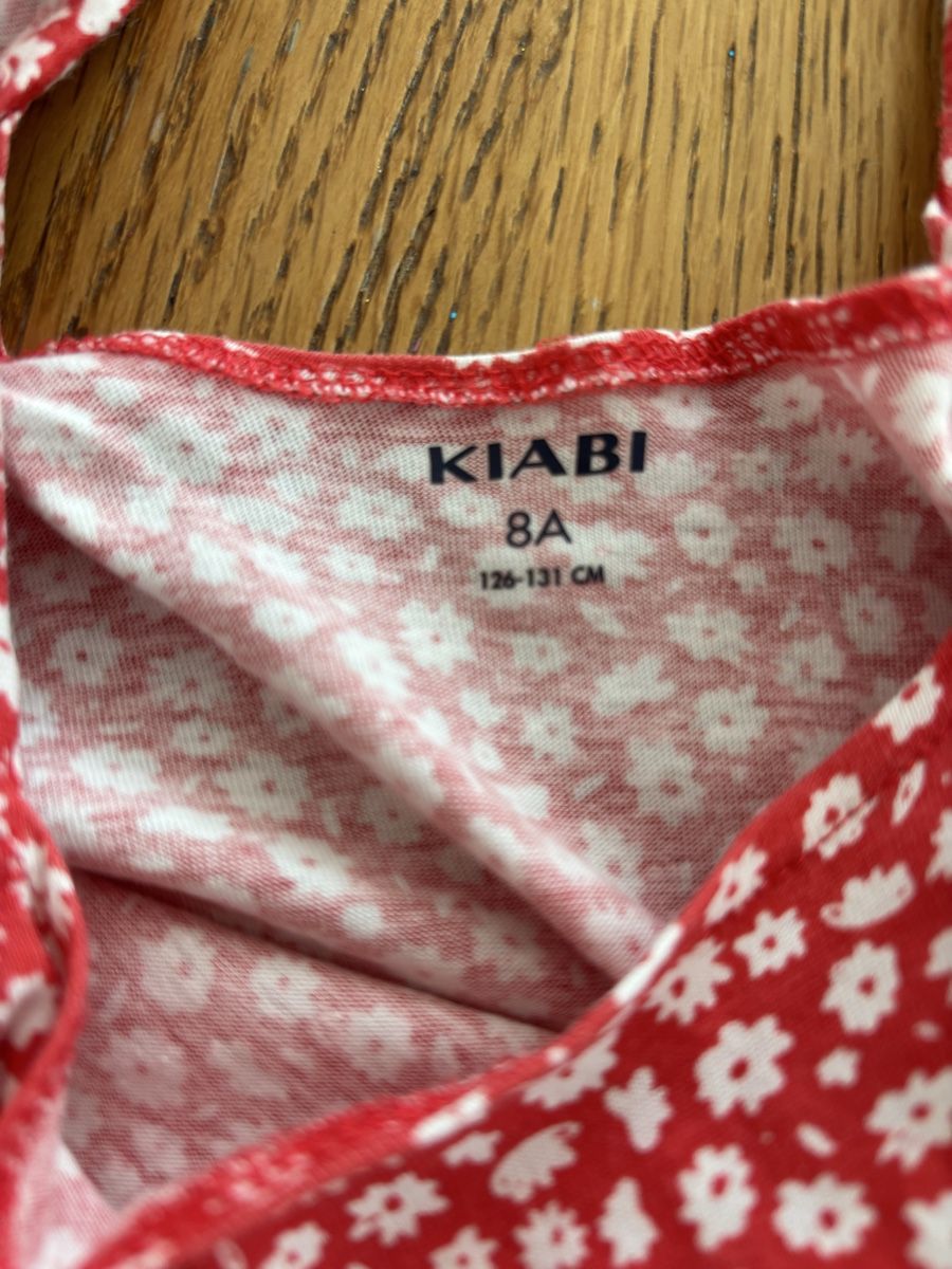Kleider & Röcke: Robe fille rouge kiabi 8 ans – Gebraucht aus Bellmund von Celnog 1