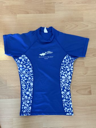 blue swimming shirt from hawaii