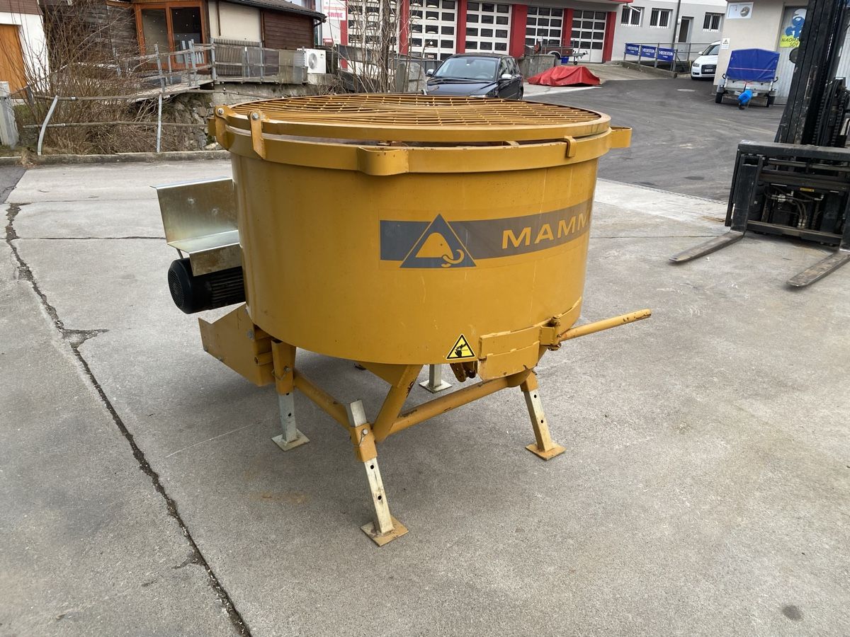 Mammut Tutte le macchine: Mammut Betonmischer  für Traktor oder Elektrisch/Bagger – Usato da Hasle LU venduto da eglitiefbau 1