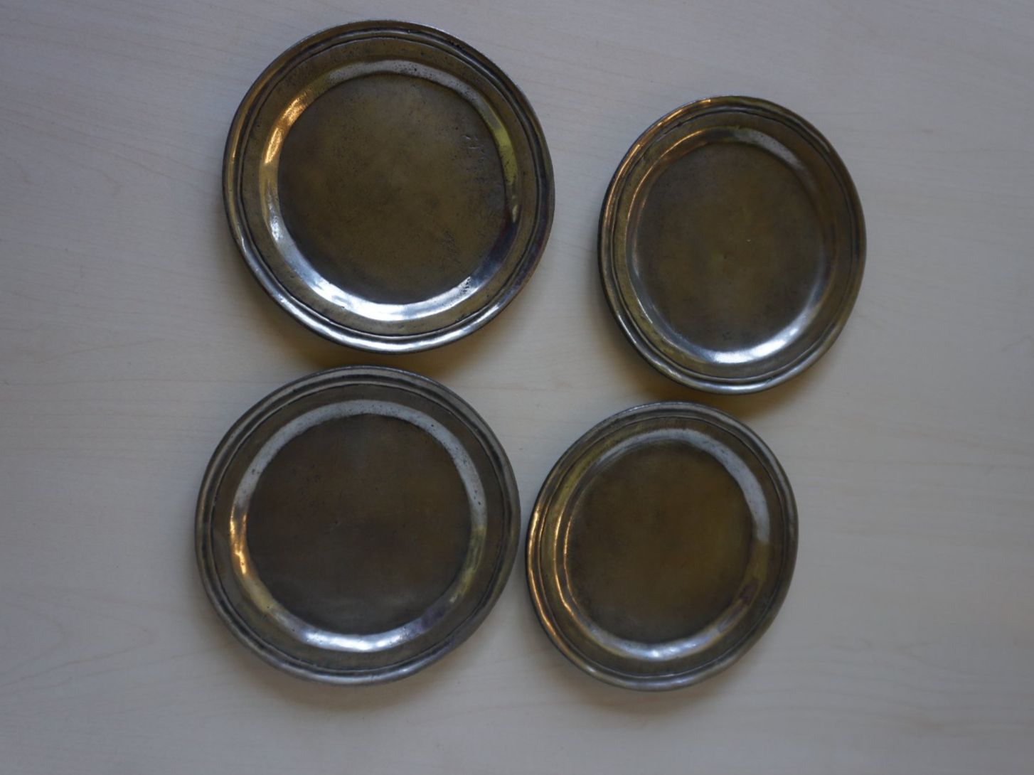 Sottobicchieri: Zinn Flaschen Untersetzer 4er Set – Usato da Giswil venduto da sowo60 1