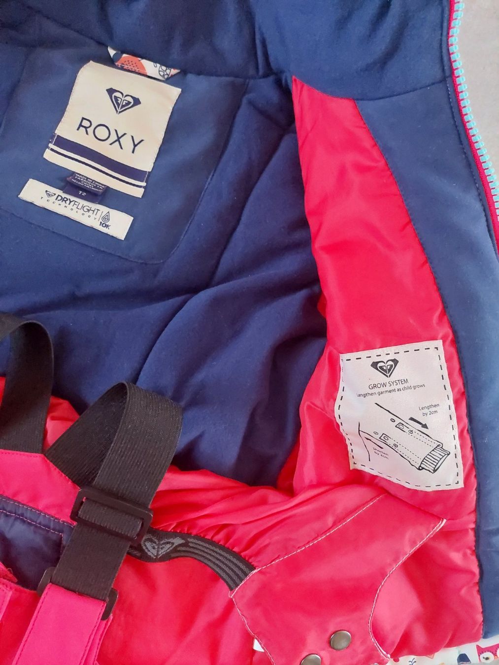 Roxy Giacche & Cappotti: Très joli ensemble de neige Roxy – Usato da Tramelan venduto da yok-yok 1