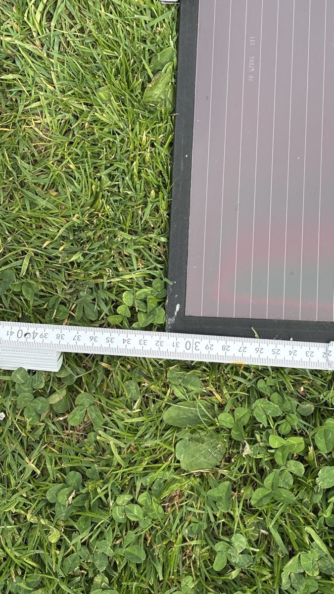 Dispositivi a energia solare: Solarpanel / Solarmodul 12W ca. 93cm x ca. 32cm – Usato da Deitingen venduto da Himhip 1
