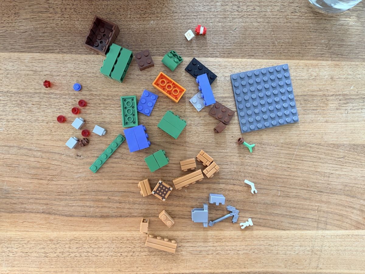 Lego Figuren: Lego Minecraft 21116 CRAFTING BOX – Gebraucht aus Zürich von Ayura06 5