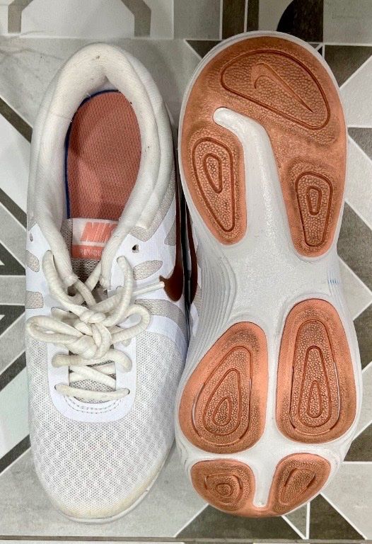 Nike Scarpe da donna: Nike Revolution Sneaker – Nuovo (secondo la descrizione) da Pfungen venduto da jubel80 1