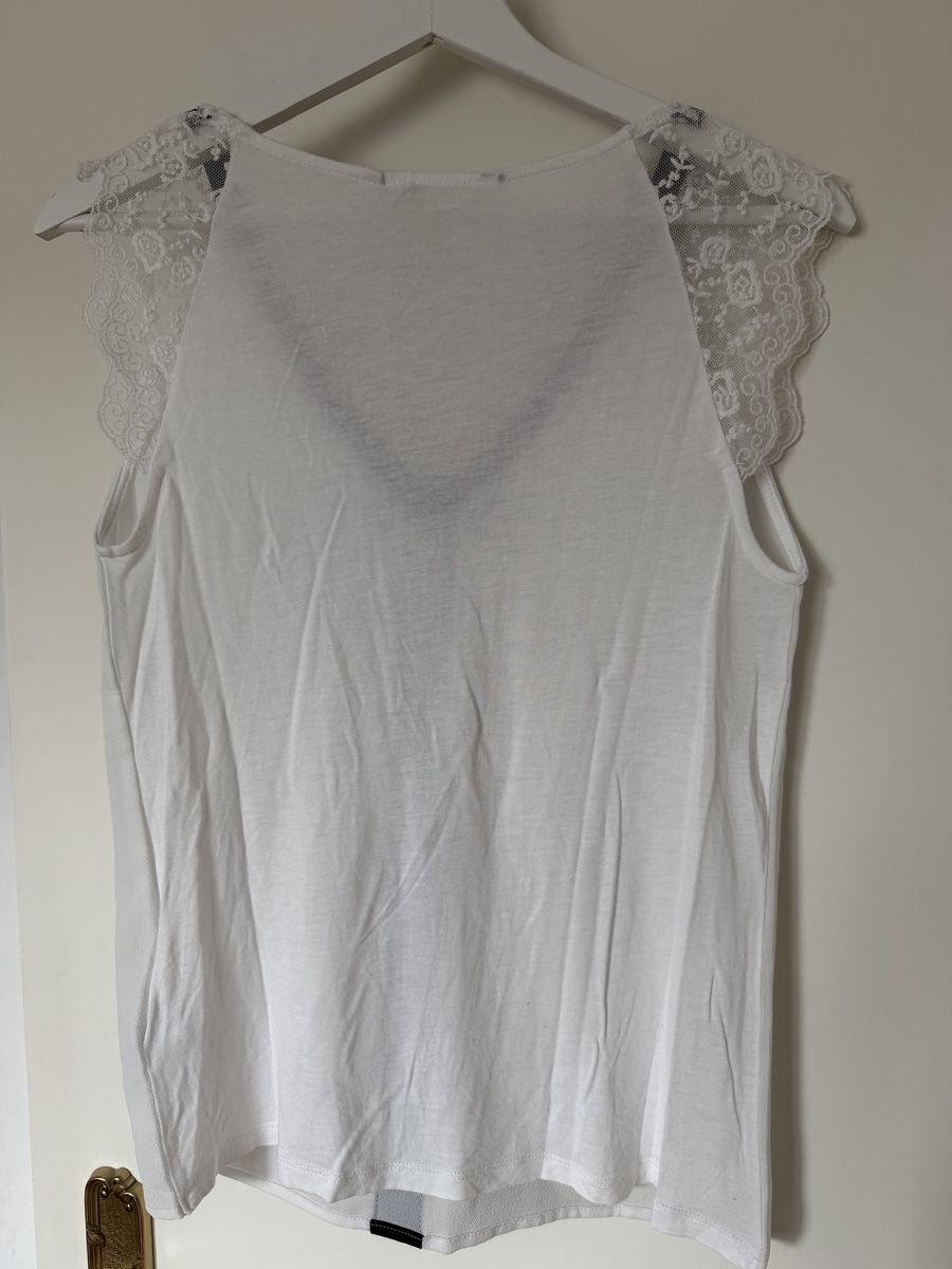 Nafnaf Top: Haut NAF NAF taille S/M – Nuovo (secondo la descrizione) da Dombresson venduto da feline_ne 1