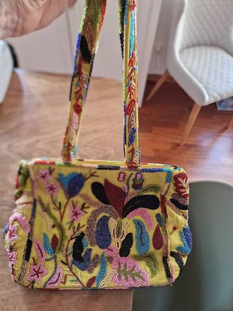 REDUCED PRICE-Aufwendig verzierte Perlenhandtasche  Vintage