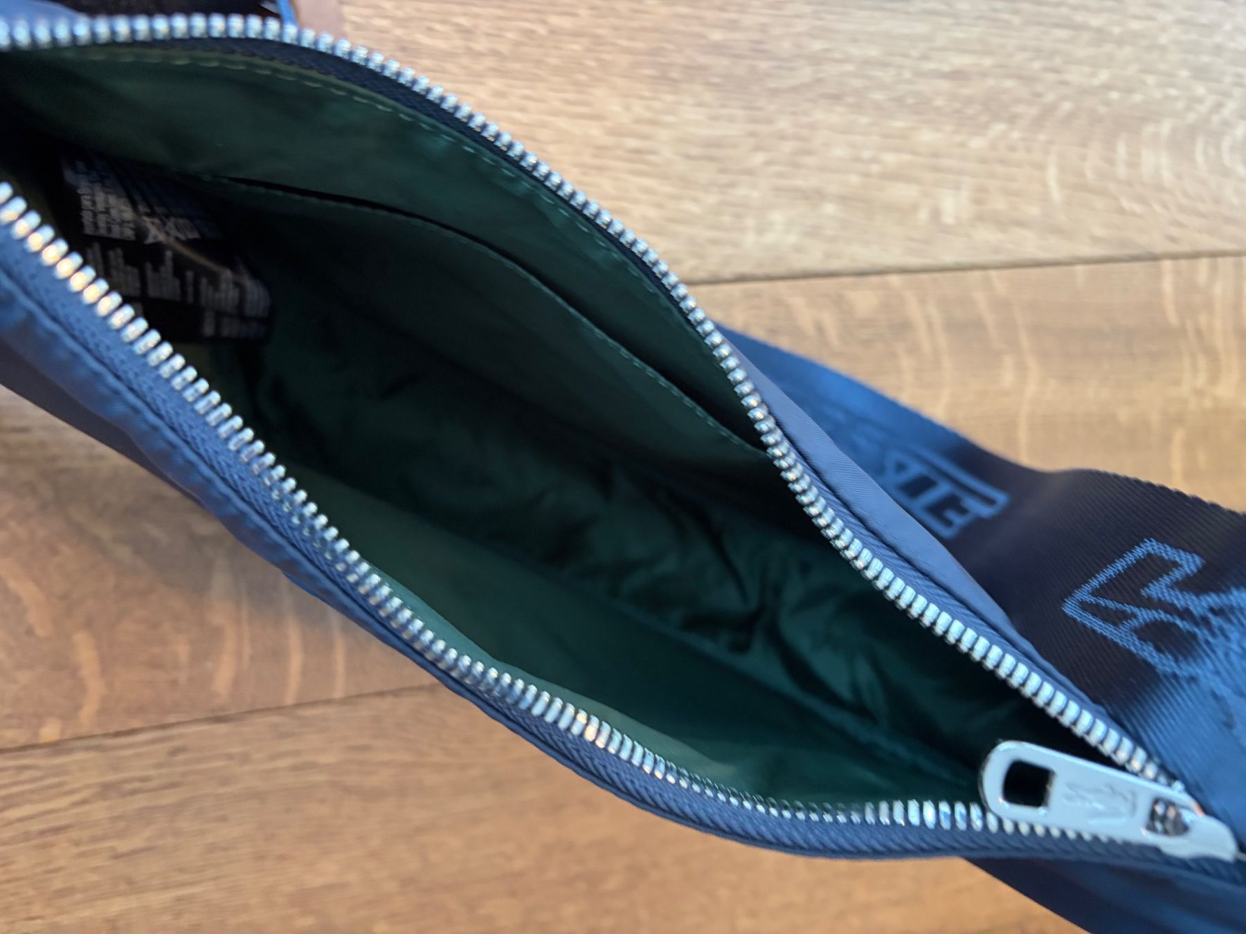 Lacoste Taschen für Damen: Lacoste Tasche blau – Gebraucht aus Winterthur von mapehape 5