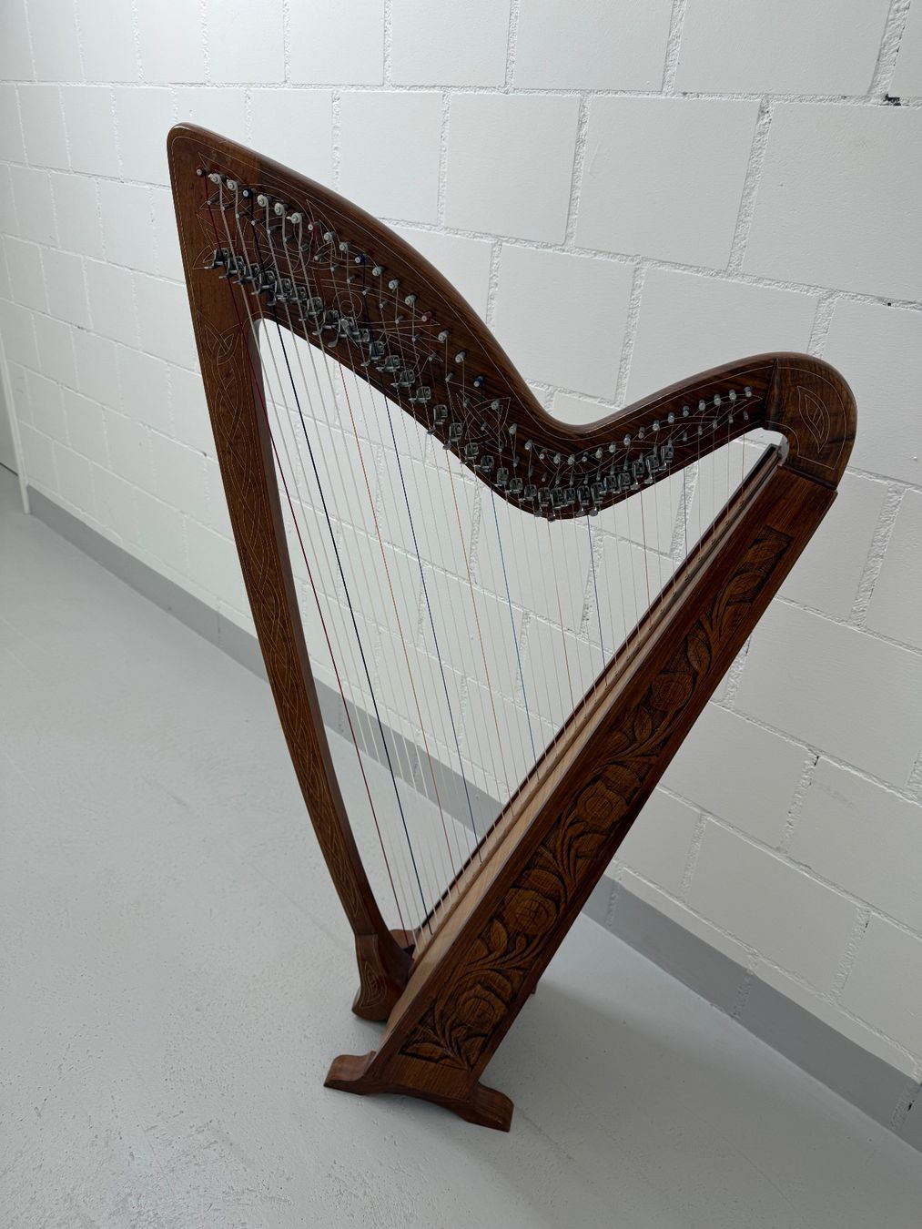Strumenti musicali: Keltische Harfe mit 36 Saiten – Usato da Emmen venduto da M.P.P. 1