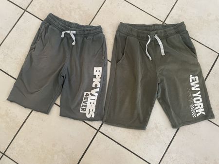 2 H&M Sweat Shorts Gr.164