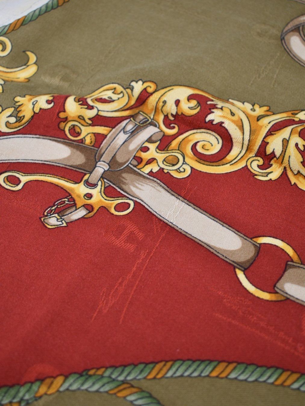 Aigner Foulard & Sciarpe: Aigner Foulard, Seide & Wolle – Usato da Nürensdorf venduto da 2ND_STORY 6
