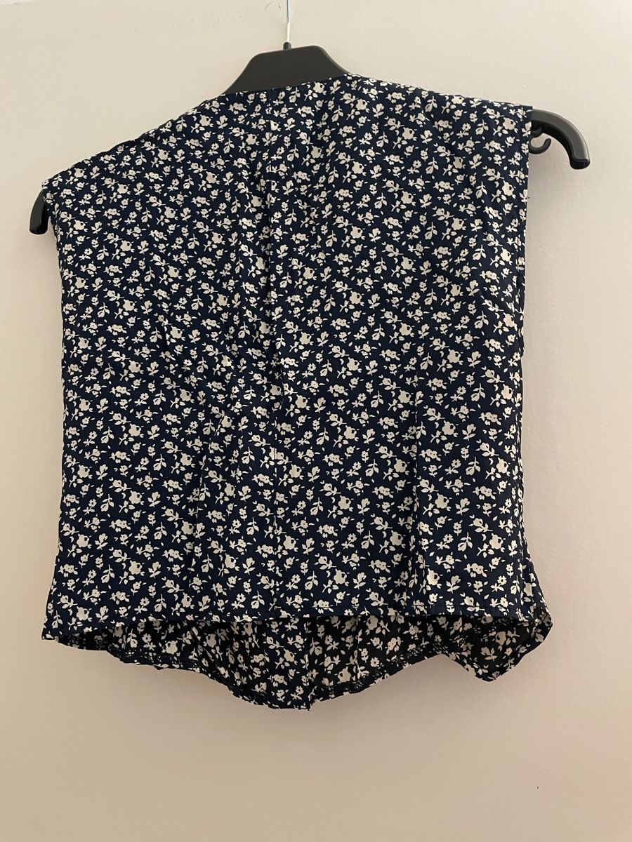Blusen: Kurze Bluse – Gebraucht aus Zürich von silab69 1