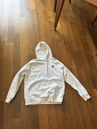 Weisser Nike Kapuzenpullover