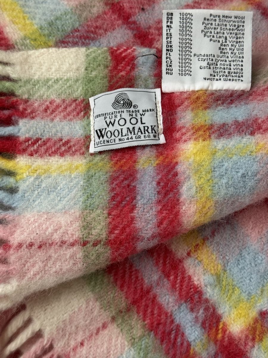 Ikea Coperte: Vintage IKEA Rosali Multiruta Wolldecke – Usato da Galgenen venduto da rpoto 4