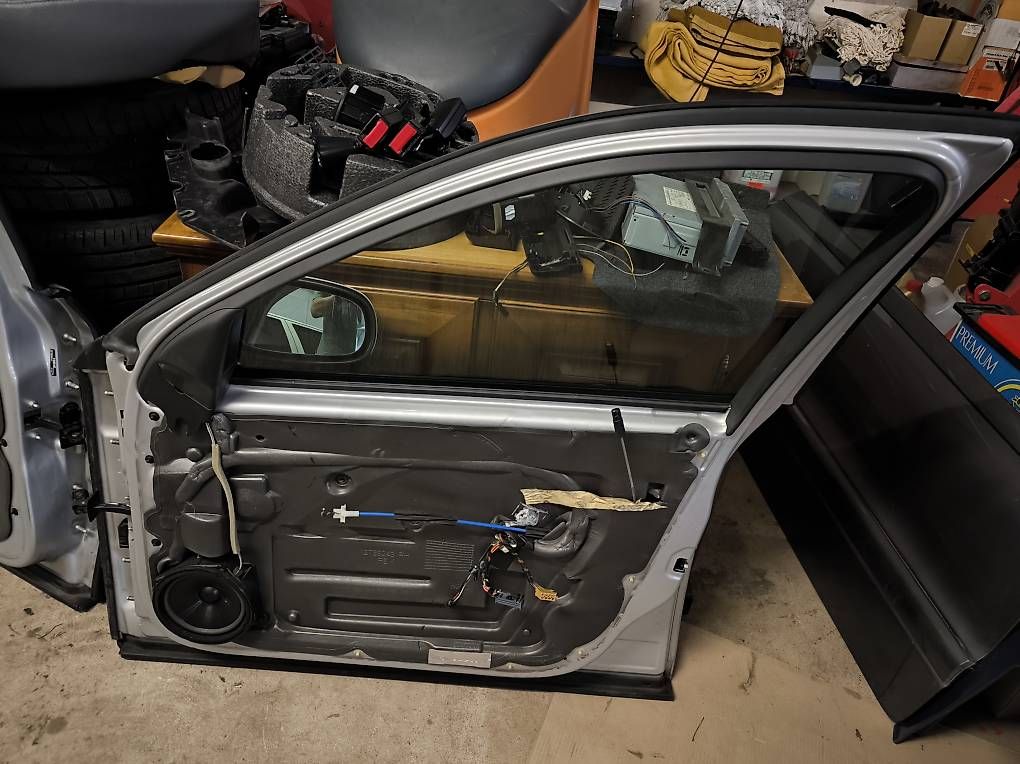 Alle Autoersatzteile: Saab 93 Beifahrer Türe – Gebraucht aus Sulgen von Kuya1 1