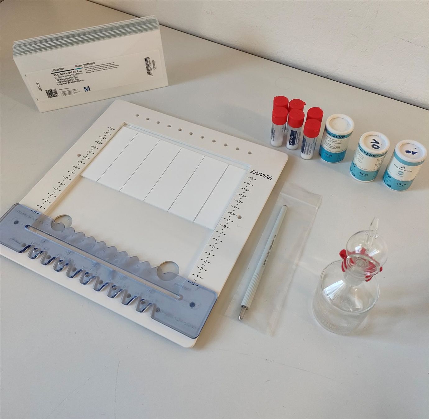 Alle Maschinen: Dünschicht-Chromatograpie Spotting Guide – Gebraucht aus Niederdorf von LeptonAG_Labor 4