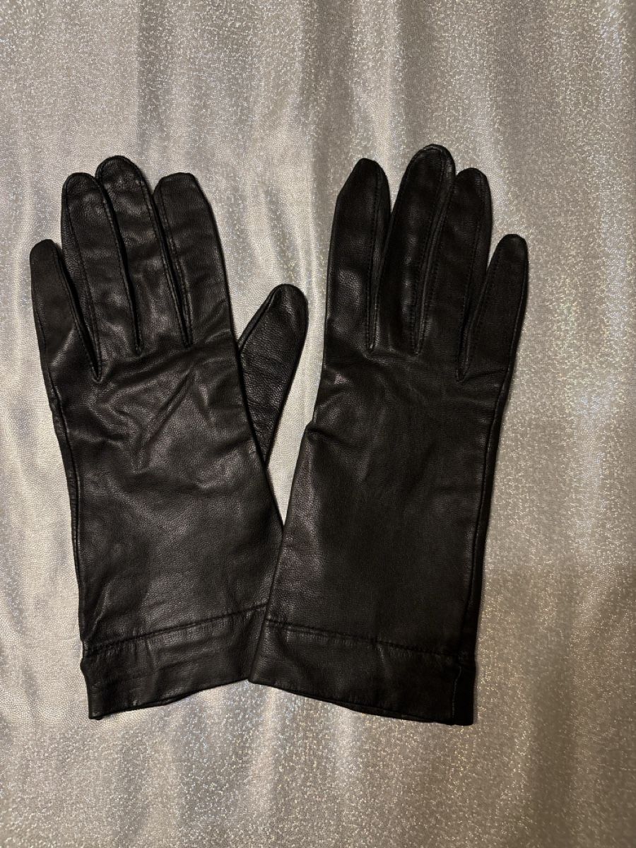H&M Guanti & manicotti: Handschuhe Leder schwarz Grösse L neu – Nuovo (secondo la descrizione) da St. Gallen venduto da moo_q6pg