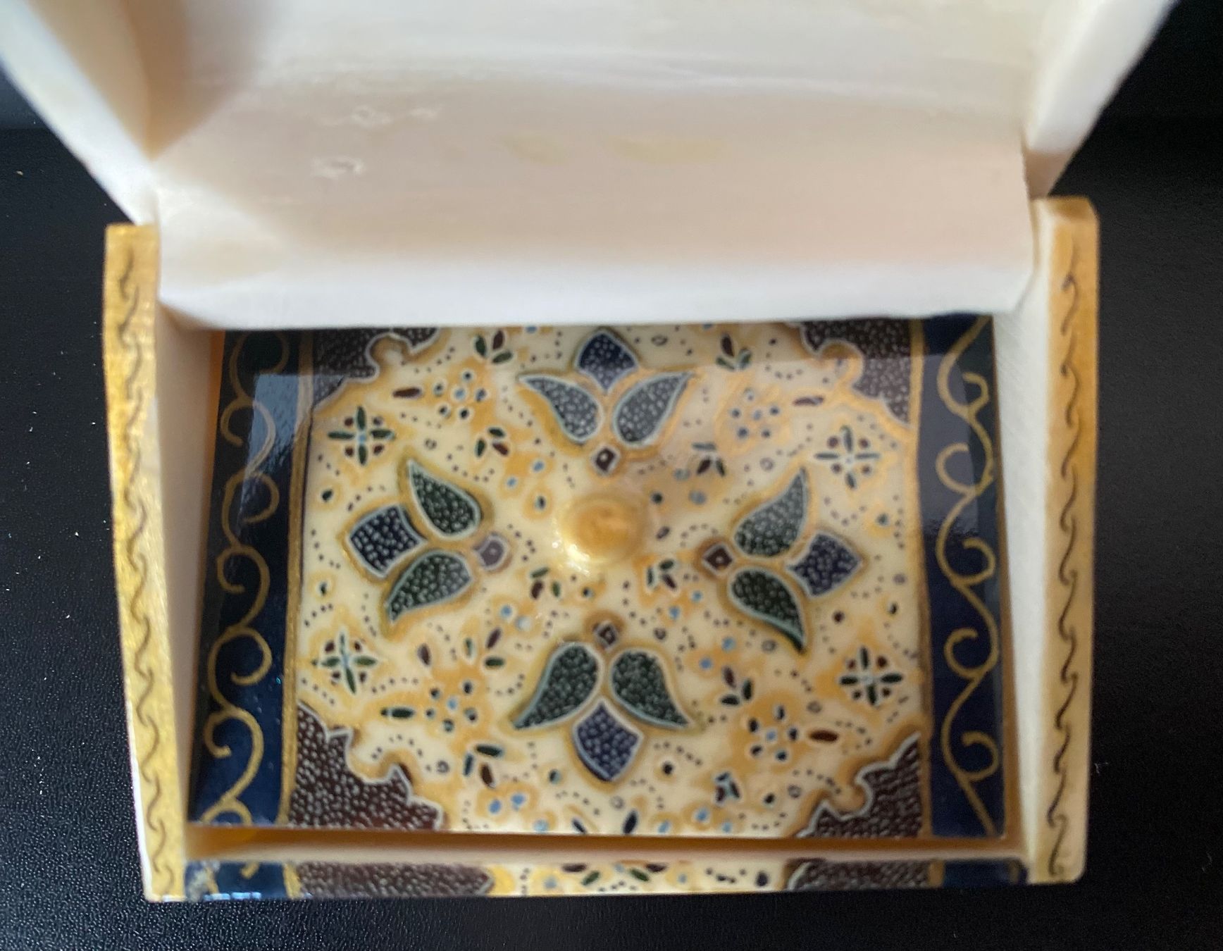 Altro in Decorazioni & Accessori: Iranische kleine Boxen – Nuovo (secondo la descrizione) da Wohlen b. Bern venduto da ber_ds2t 8