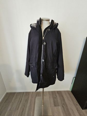 Hollister Winterjacke schwarz Grösse XXL gefüttert
