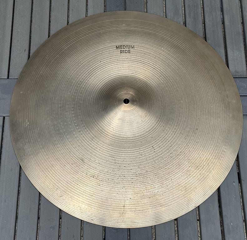 Zildjian Strumenti musicali: Zildjian Vintage Ride – Usato da Balgach venduto da Psalty