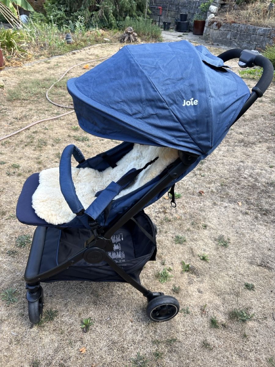Joie Carrozzine: Joie Reisebuggy mit Schafsfell  – Usato da Pratteln venduto da StephanR_89 2