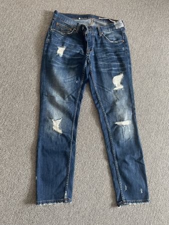 Zara Used-Look Jeans Gr. 36 Destroyed Boyfriend Style