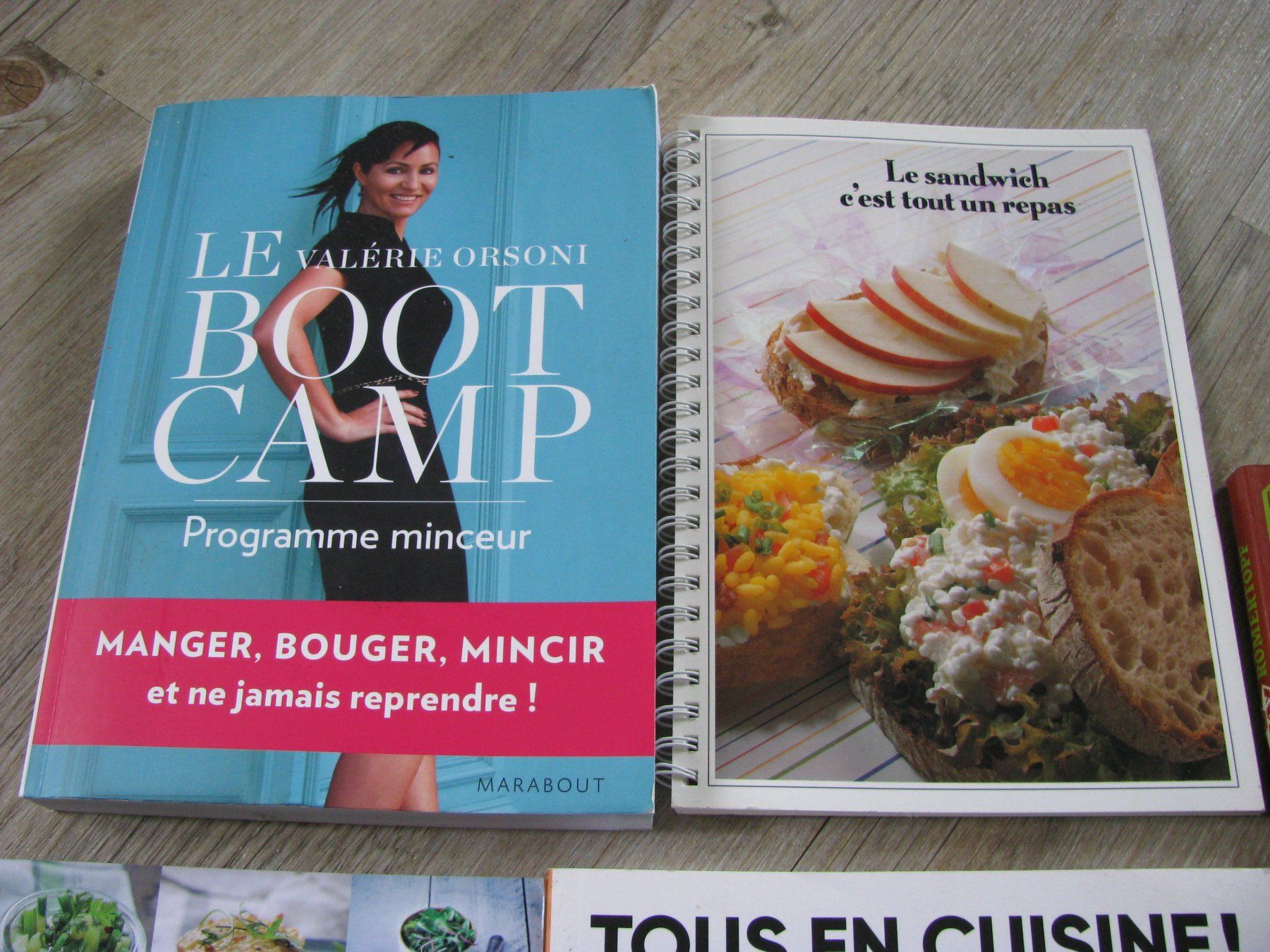 Livres: Lot de 5 livres de cuisine – D'occasion à Zweisimmen par Domii 1