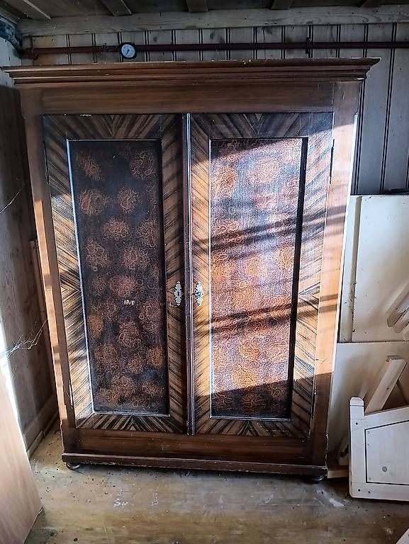Armadi: Kleiderschrank antik – Usato da Schwarzenbach BE venduto da pat_259t 4