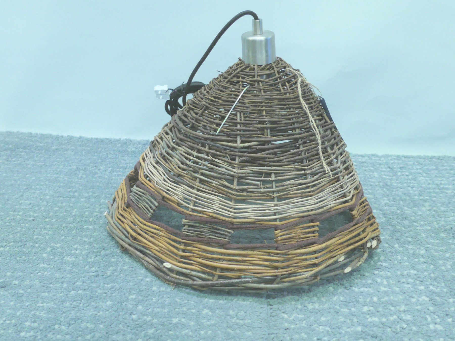 Lampadari & plafoniere: Handgefertigte Lampe aus Weiden – Nuovo (secondo la descrizione) da Münchenstein venduto da VSPBL-Verkauf 3