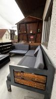 Outdoor Ecklounge mit Polstern (massiv)