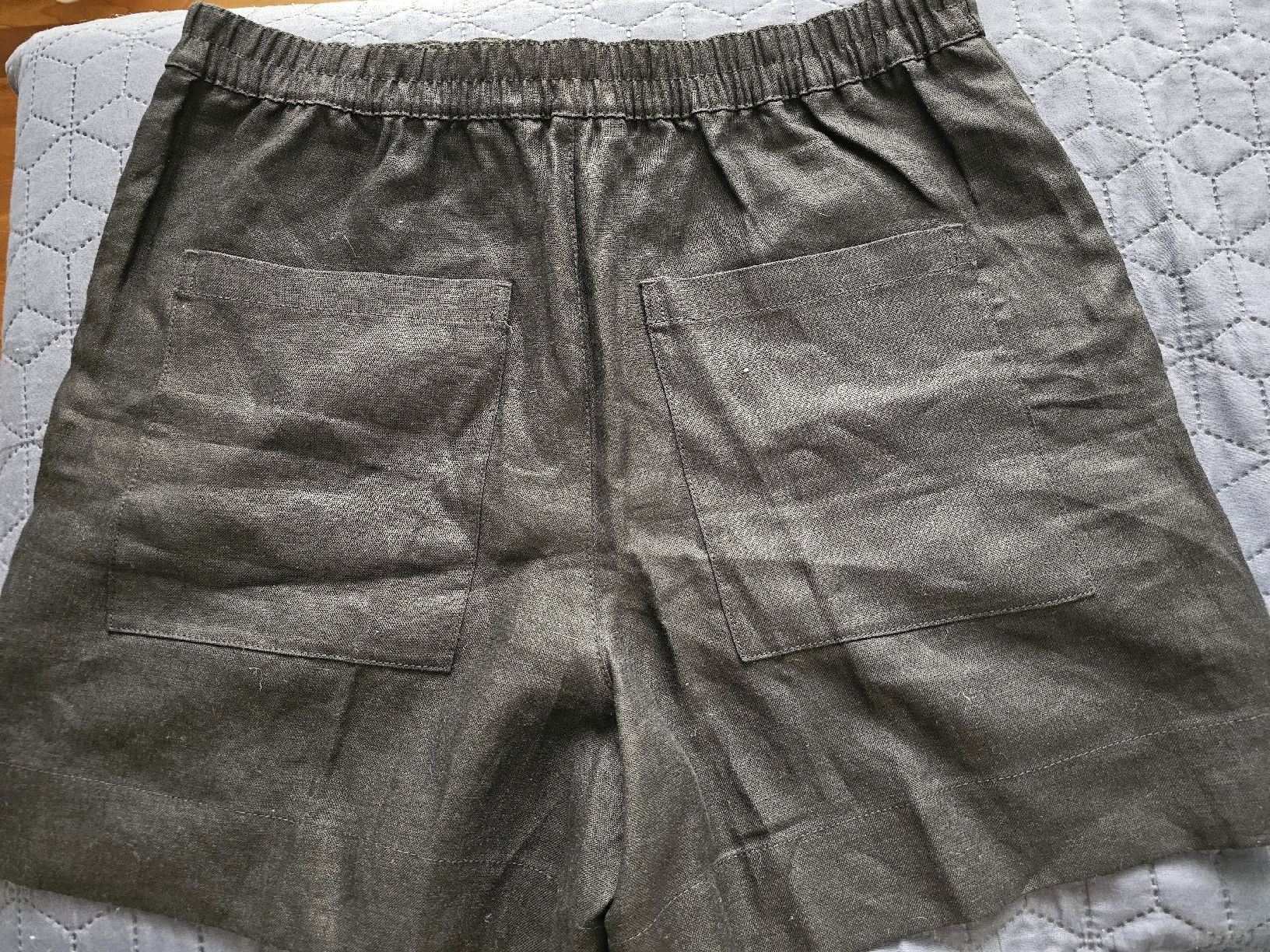 Massimo Dutti Hosen: Massimo Dutti Shorts aus Leinen Gr 40 – Neu und originalverpackt aus Forch von nin_8jvc 4