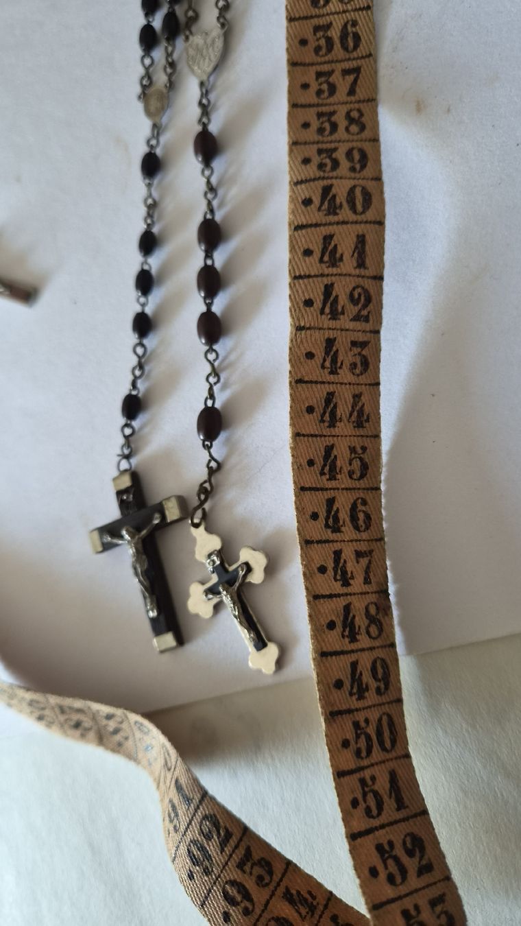 Sonstiger Schmuck: 5 Rosenkränze – Gebraucht aus Kölliken von Upcycling-by-Mc-TAM 2