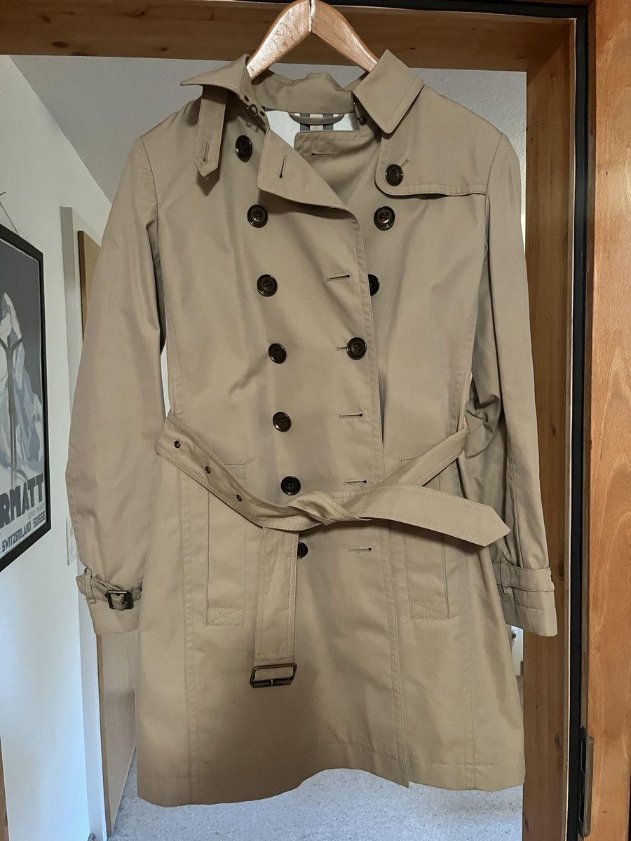 Burberry Giacche: Burberry Brit Trenchcoat  – Nuovo (secondo la descrizione) da Uster venduto da chr_c772 2