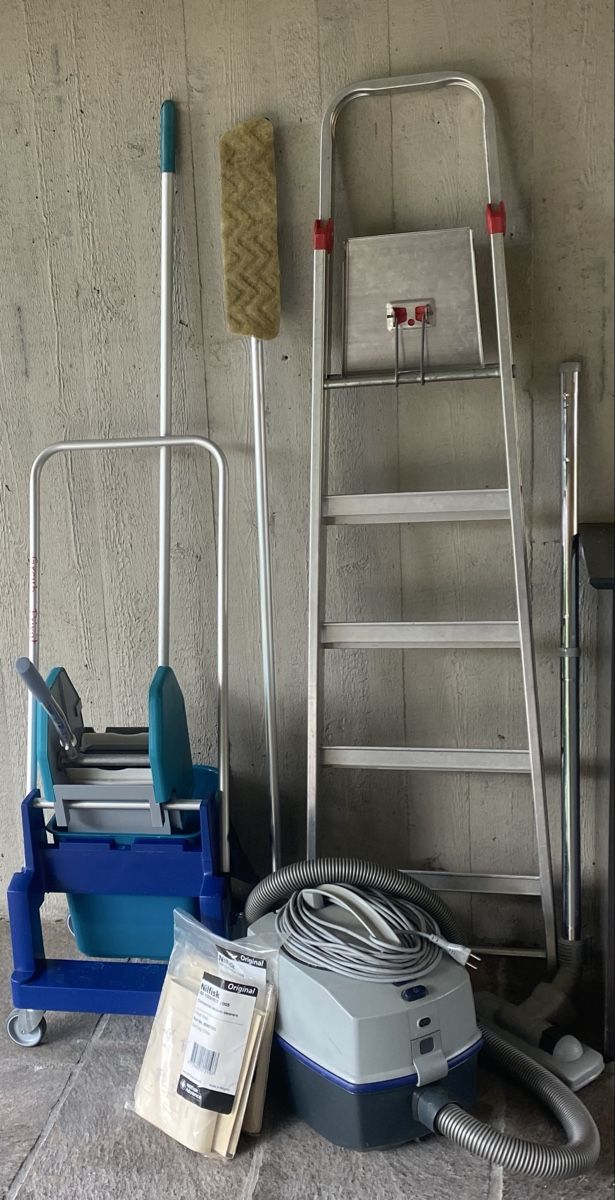 Altro in Apparecchi per la pulizia: alles muss weg  – Usato da Langenthal venduto da flower101 3
