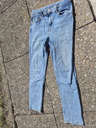 H&M Jeans & Denim Hose Relaxed Tapered blau Grösse 170