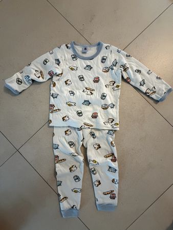 PETIT BATEAU Pyjama Gr. 110 wie NEU